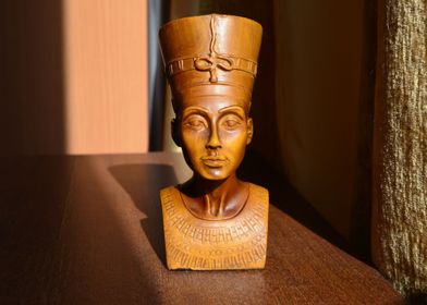 Egyptian Nefertiti Statue