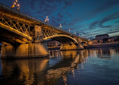 Szechenyi Chain Bridge 