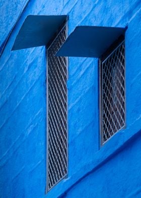 Windows in blue