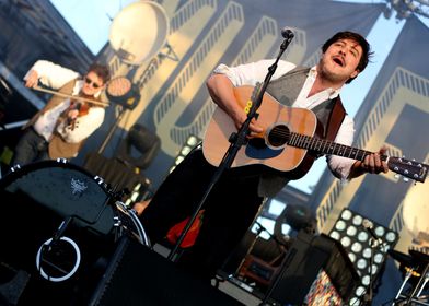 Mumford and Sons live