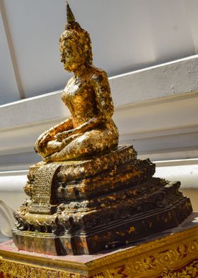 Gold Leaf Gilding Buddha