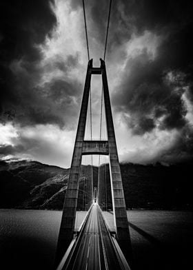 Hardanger Bridge 1 bw