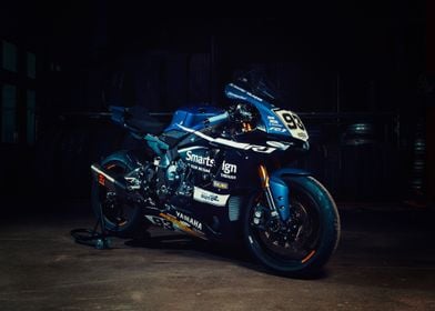 Yamaha R1