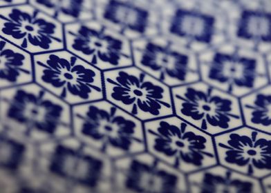 Blue flowers pattern plate