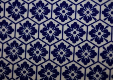 Blue flowers pattern plate