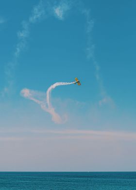 Plane Over The Horizon