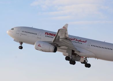 Tunisair Airbus 330
