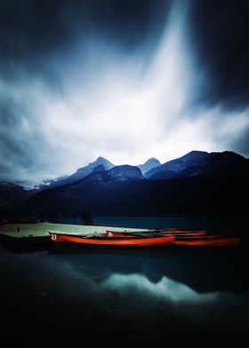 Cloudy day in the Lake