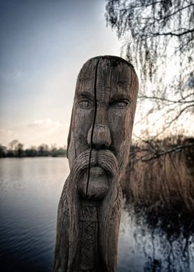 Gifhor Wood Faces IV