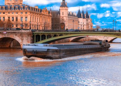 Ship under Seine