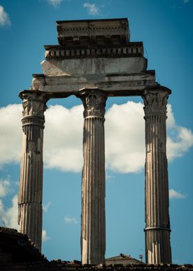 Columns of Dioscuri