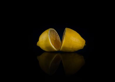 two halves of whole lemon