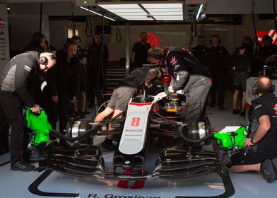 F1 Garage