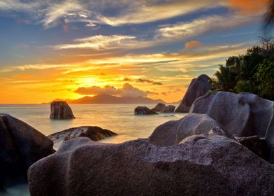 sunset on seychelles