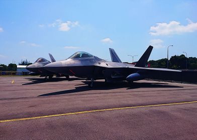F22 Raptor at airfield