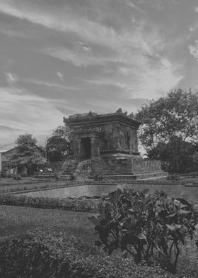 Heritage Temple on Malangs