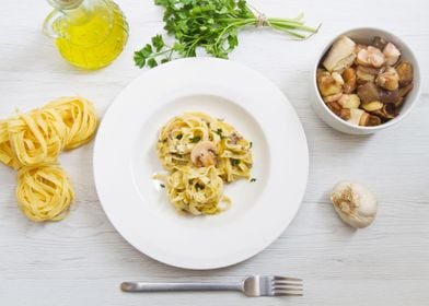 tagliatelle and mushrooms 