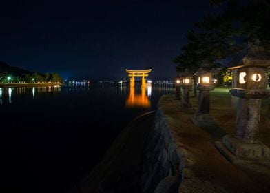 Gate Shinto Buddhist Orang