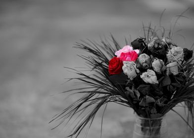 Blakc and white bouquet