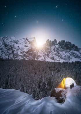 Tent under the stars