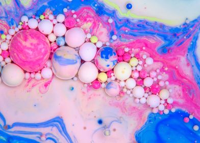 Bubbles Art Walnut