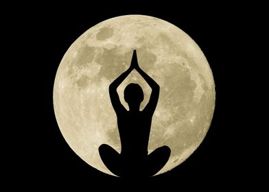 Full Moon Parvatasana