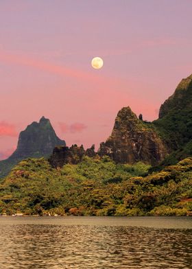  Full Moon in Cook Bay