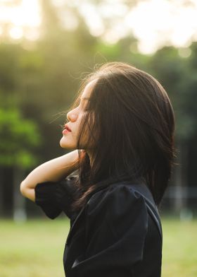 hair woman neck red