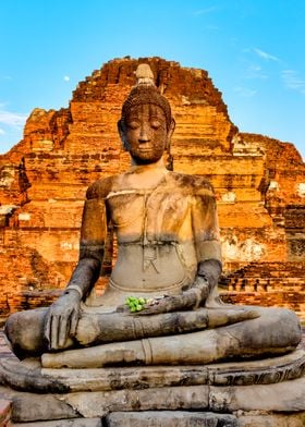 Buddha in Wat Mahathat