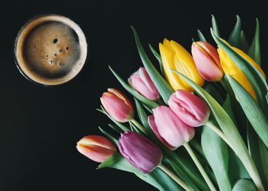 coffee cup with tulip  