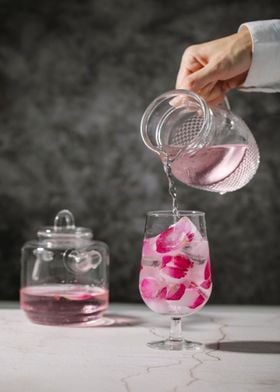 flower glass water table