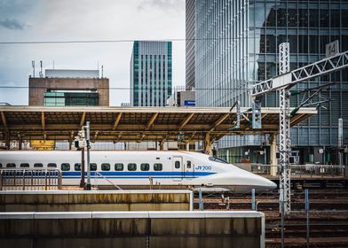 JR700 Shinkansen in Tokyo