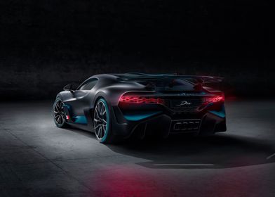 Bugatti Divo Side Back