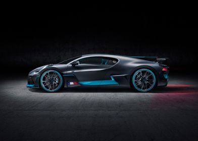 Bugatti Divo Side