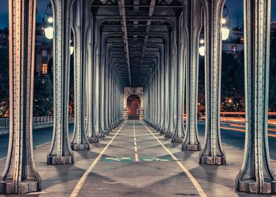 BirHakeim Bridge