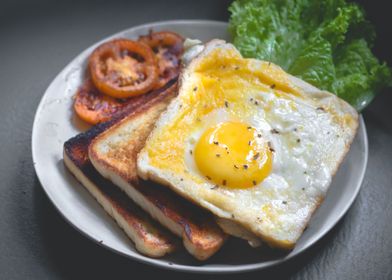 egg toast breakfast