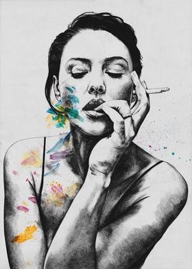 Monica Bellucci smoking