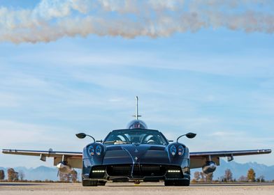 Pagani Huayra asault plane