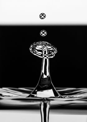 Checkered Water Drop