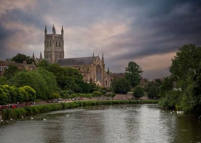 Worcester cathedral and ri