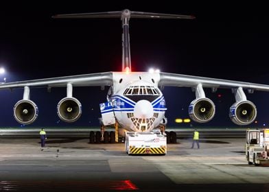 Il76 in the night 