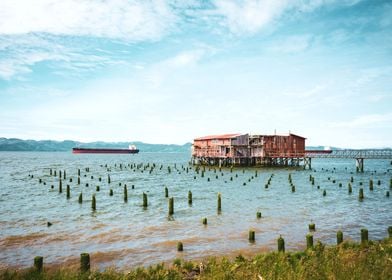 Astoria Oregon and River