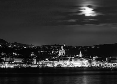 Como and the moon