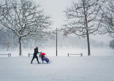 mom with child in the park