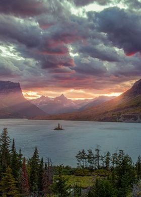 Sunset mary lake glacier