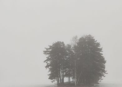 Frozen Sognsvann lake