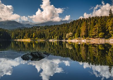 Lake reflection Caumasee