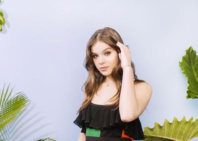 Hailee Steinfeld