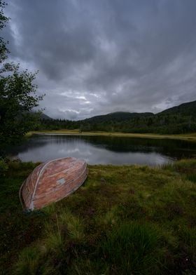 Moody Boat Lake Norway