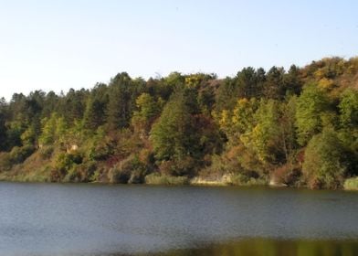 Autumn by the lake